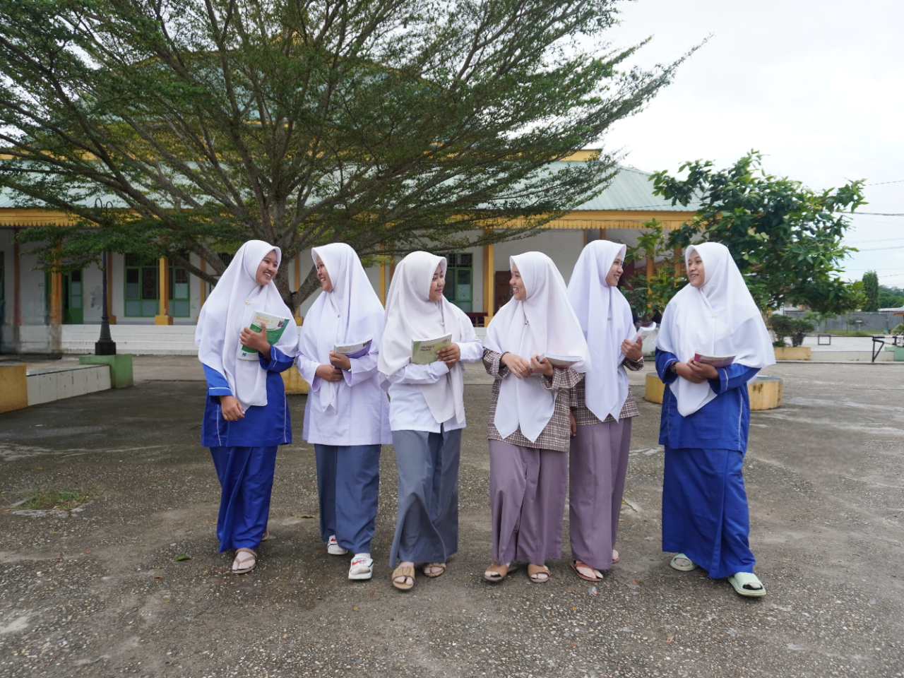 Santri Pondok Pesantren Khairul Ummah